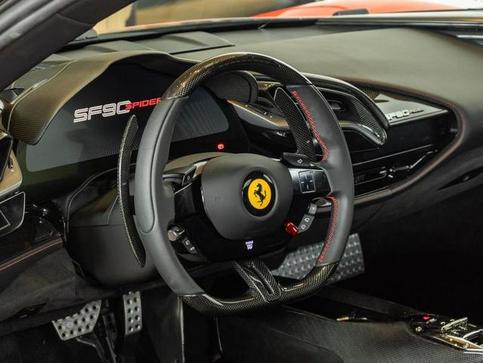 FERRARI SF90 SPIDER