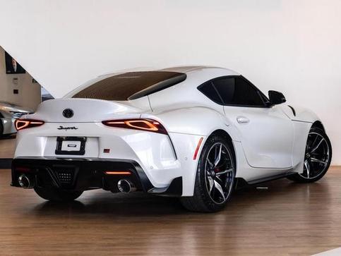 TOYOTA SUPRA-GR 3.0 PREMIUM