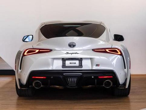 TOYOTA SUPRA-GR 3.0 PREMIUM