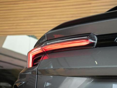 LAMBORGHINI URUS LP 650 4