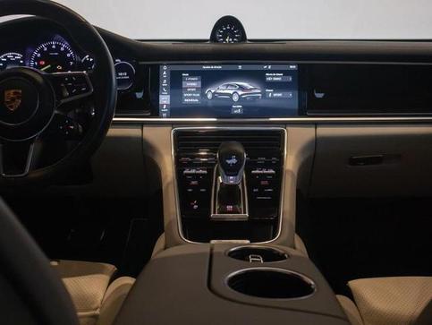 PORSCHE PANAMERA 4EHYB