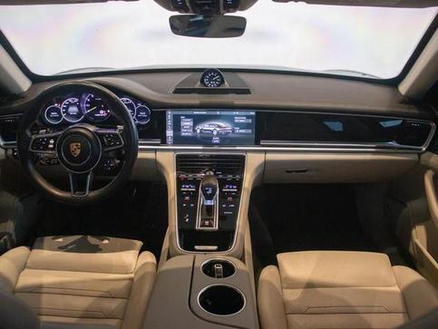 PORSCHE PANAMERA 4EHYB