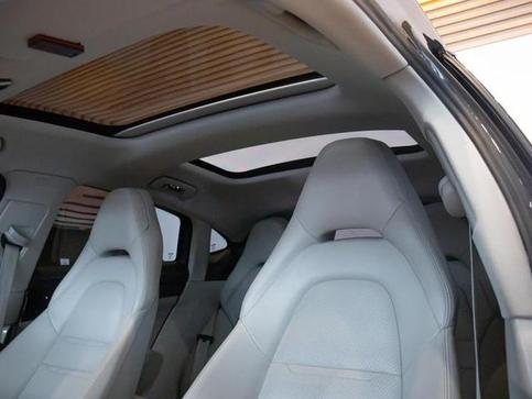 PORSCHE PANAMERA 4EHYB