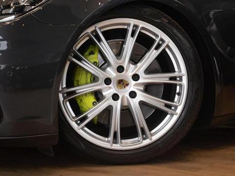 PORSCHE PANAMERA 4EHYB