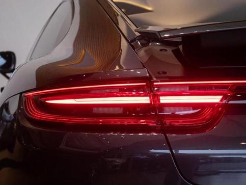 PORSCHE PANAMERA 4EHYB
