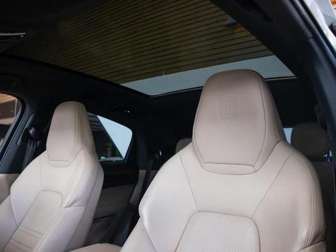 PORSCHE CAYENNE COUPE E-HYBRID 3.0 V6 462CV