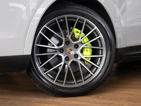 PORSCHE CAYENNE COUPE E-HYBRID 3.0 V6 462CV