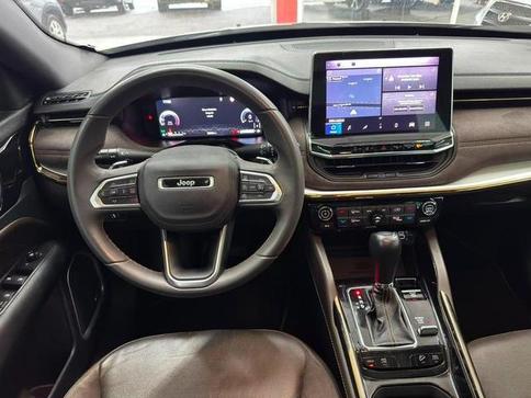 JEEP COMMANDER OVR TD380
