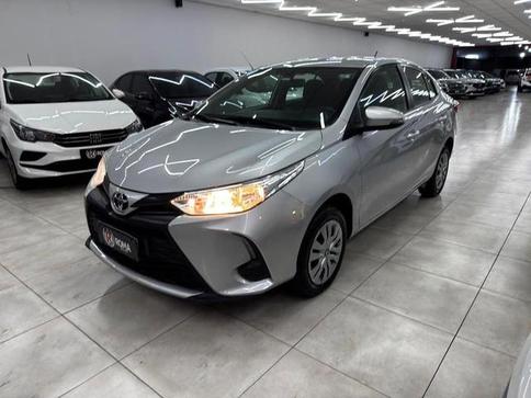 TOYOTA YARIS SEDAN XL AT