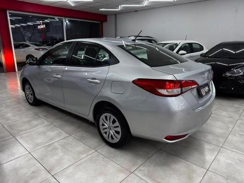 TOYOTA YARIS SEDAN XL AT