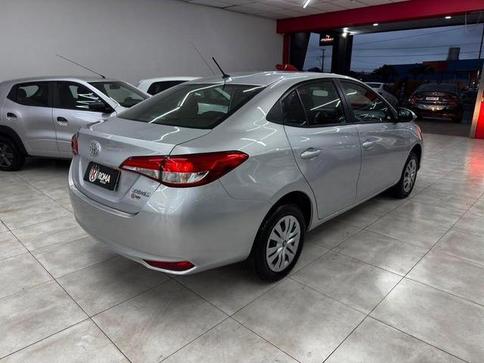 TOYOTA YARIS SEDAN XL AT