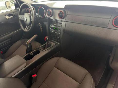 FORD MUSTANG COUPE 3.7 V6 2P