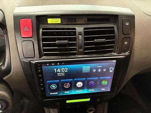 HYUNDAI TUCSON GLSB 2.0 AUT