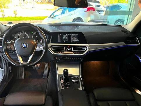 BMW 320 I