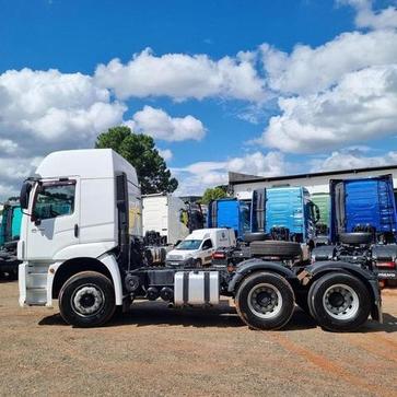 VOLKSWAGEN 25.360 CTC 6X2