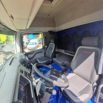 VOLKSWAGEN 25.360 CTC 6X2