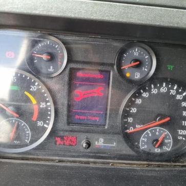 VOLKSWAGEN 25.360 CTC 6X2