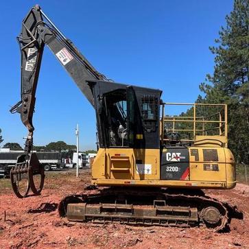 CATERPILLAR 320 D2