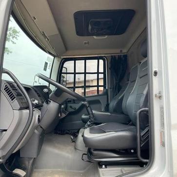 VOLKSWAGEN 17.190 CRM 4X2 49