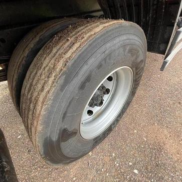 VOLKSWAGEN 17.190 CRM 4X2 49