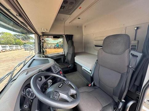 DAF XT FTS480 6X2 SPACE CAB