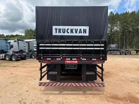 TRUCKVAN SEMIRREBOQUE GRANELEIRO