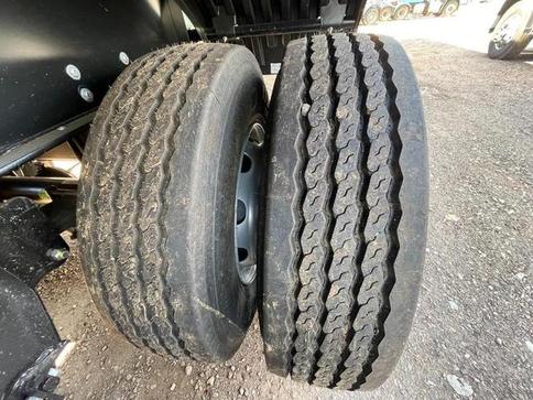 TRUCKVAN SEMIRREBOQUE FURGAO