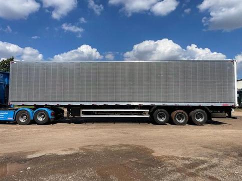 TRUCKVAN SEMIRREBOQUE FURGAO