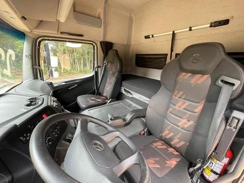 MERCEDES-BENZ ATEGO 2426