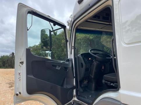 MERCEDES-BENZ ATEGO 2426