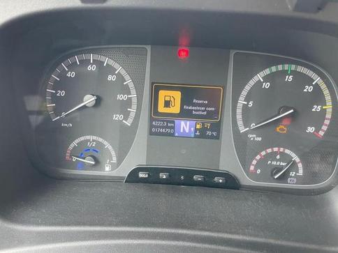 MERCEDES-BENZ ATEGO 2426