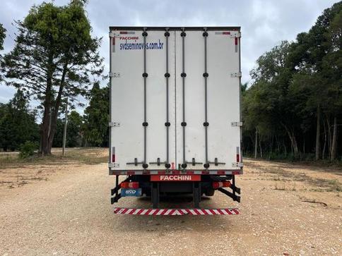 MERCEDES-BENZ ATEGO 2426