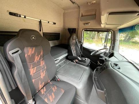MERCEDES-BENZ ATEGO 2426