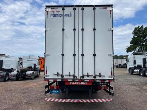 MERCEDES-BENZ ATEGO 2426