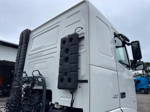 VOLVO FH 420 6X2T