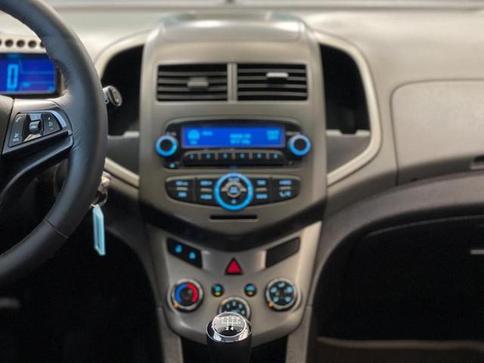 CHEVROLET SONIC 1.6 LT 16V FLEX 4P MANUAL