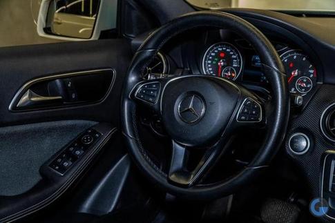 MERCEDES-BENZ A 200FF