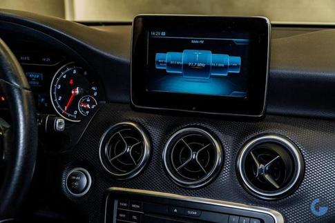 MERCEDES-BENZ A 200FF