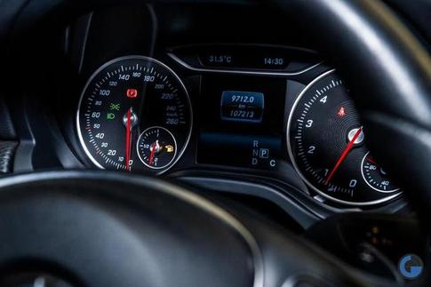 MERCEDES-BENZ A 200FF