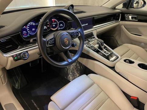 PORSCHE PANAMERA 4SEHY