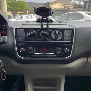 VOLKSWAGEN UP MOVE MCV