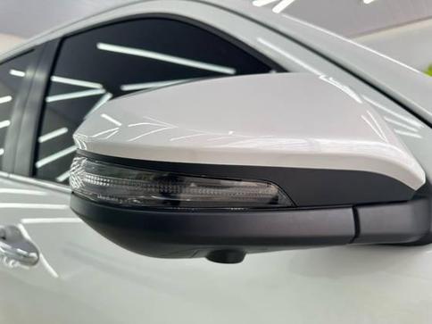 TOYOTA HILUX SW4 2.8 D-4D TURBO DIESEL SRX PLATINUM 7L 4X4 AUTOM�TICO
