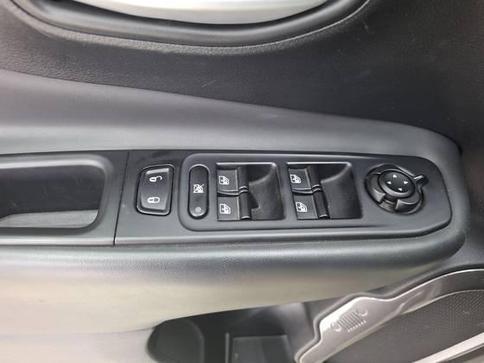 JEEP RENEGADE 1.3 T270 TURBO FLEX LONGITUDE AT6