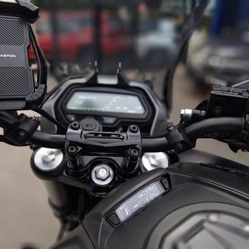 BAJAJ DOMINAR D400