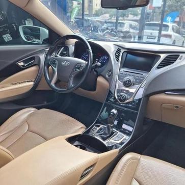 HYUNDAI AZERA 3.0 V6