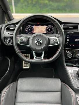 VOLKSWAGEN GOLF GTI AC