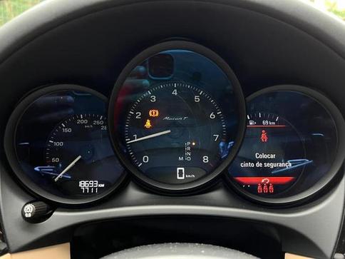 PORSCHE MACAN T