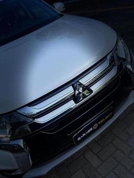 MITSUBISHI OUTLANDER 2.0