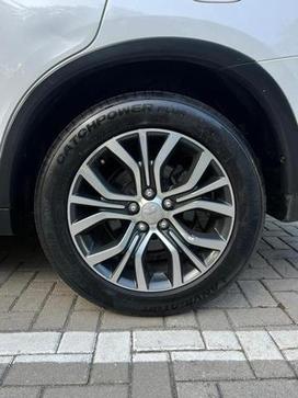 MITSUBISHI OUTLANDER 2.0