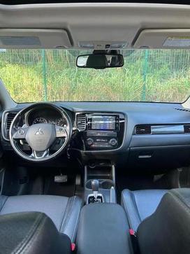 MITSUBISHI OUTLANDER 2.0